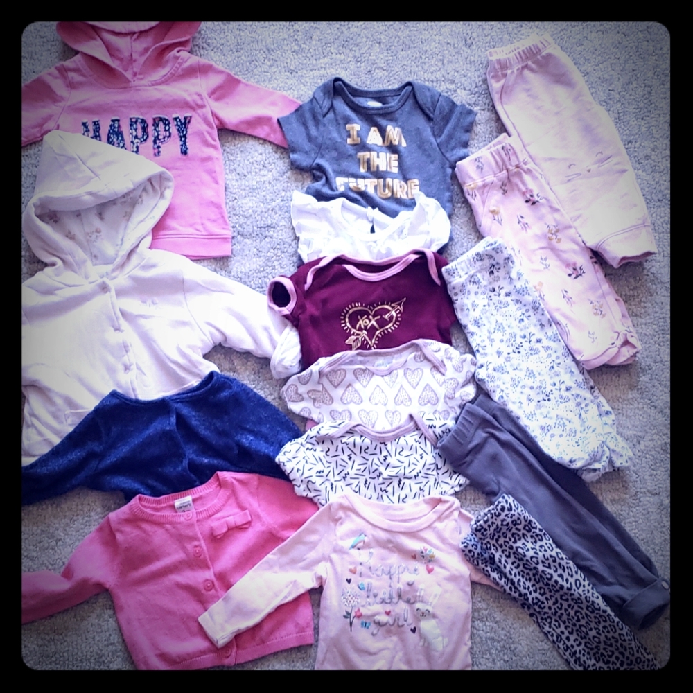 BABY CLOTHES!  15 PIECES! 3-6 MONTH LOT
